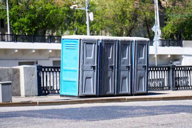 Best Portable restroom trailer rental  in Bayou Gauche, LA